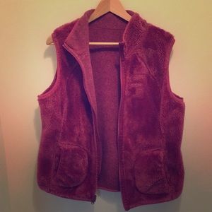 Reversible fleece vest